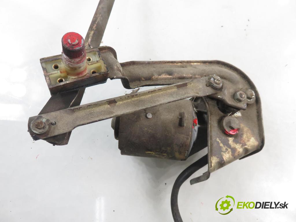 FIAT 126 (126_) FASTBACK 1997 18,00 650 652,00 Motorček stieračov