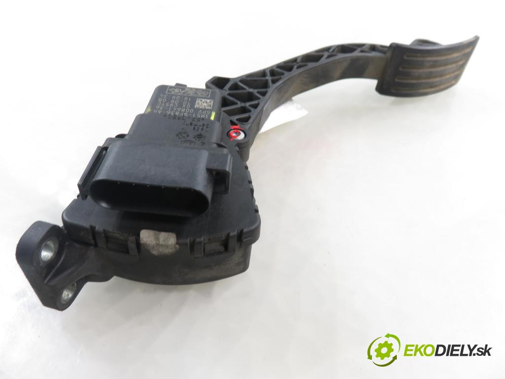 FORD KUGA I SUV 2009 100,00 2.0 TDCi 4x4 - G6DG 1997,00 Potenciometer plynu 3M519F836AH ; 6PV00864136 (Potenciometer plynového pedálu)