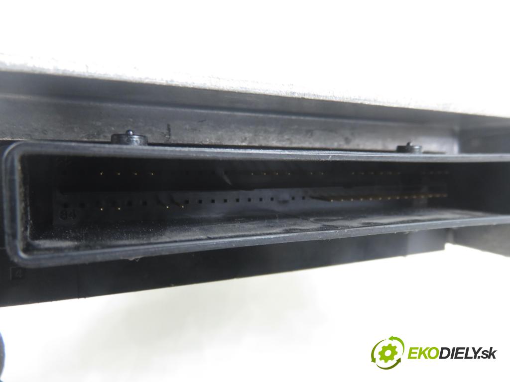 RENAULT MODUS / GRAND MODUS (F/JP0_) MINIVAN 2010 63,00 1.5 dCi (FP0F, JP0F) - K9K 766 1461,00 MODUL air BAG 610796000 ; 8201043701