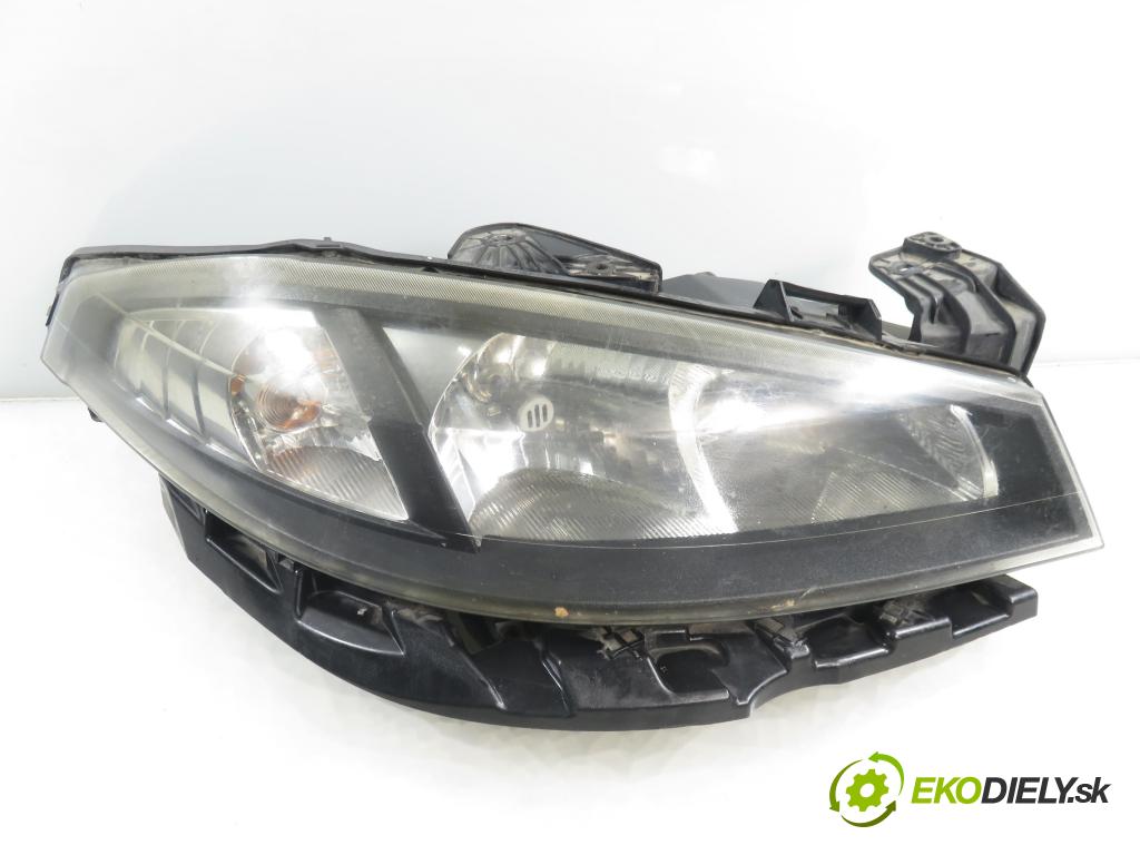RENAULT LAGUNA II Grandtour (KG0/1_) KOMBI 2006 125,00 2.0 16V - F4R 784 1998,00 Svetlo PP 085511154R