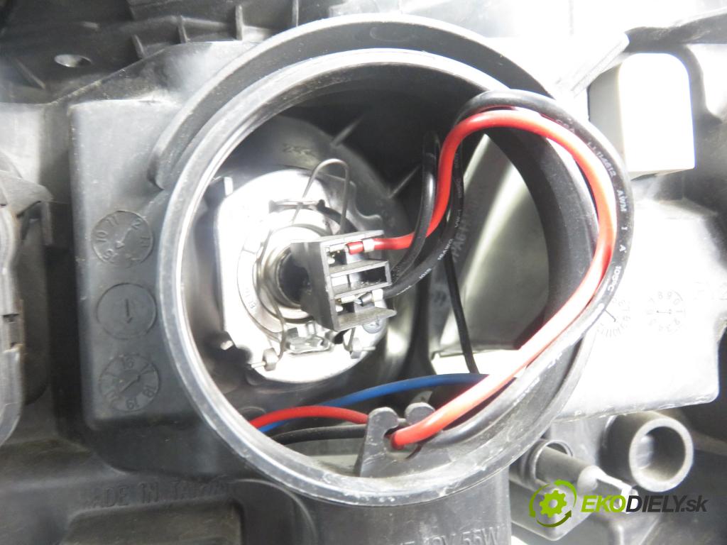 RENAULT LAGUNA II Grandtour (KG0/1_) KOMBI 2006 125,00 2.0 16V - F4R 784 1998,00 Svetlo PP 085511154R