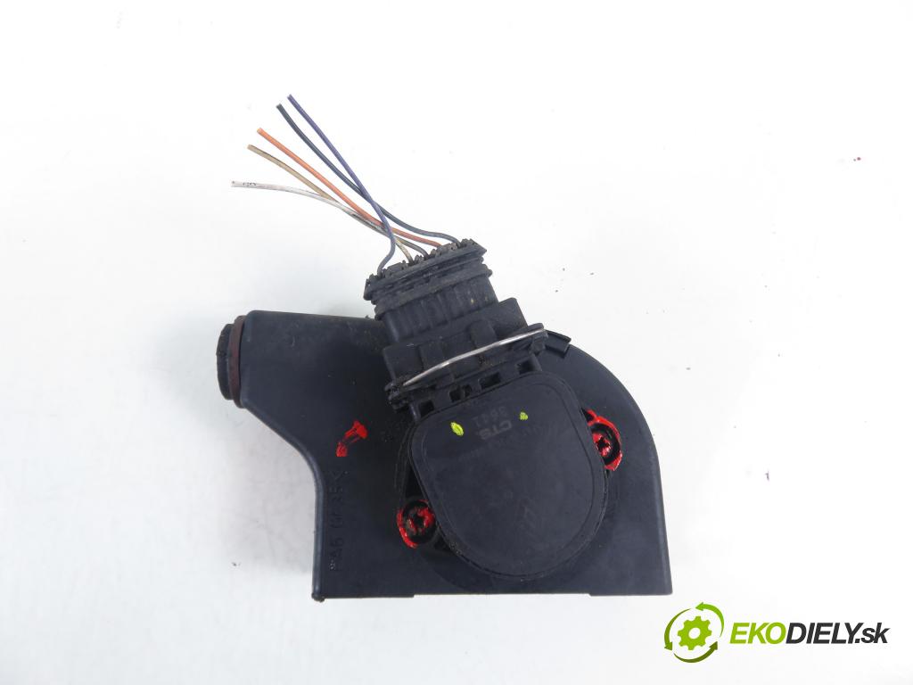 RENAULT MEGANE I (BA0/1_) HB 2000 72,00 1.9 dTi 98 - F9Q 736 1870,00 Potenciometer plynu 7700431916 ; CTS3641 (Potenciometer plynového pedálu)