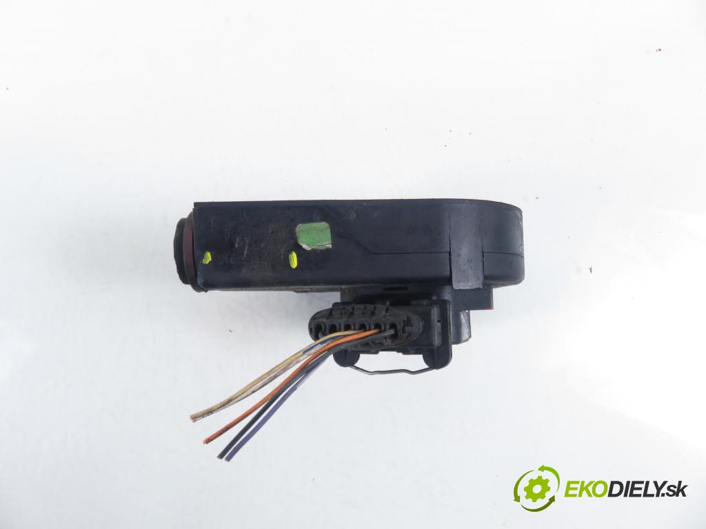 RENAULT MEGANE I (BA0/1_) HB 2000 72,00 1.9 dTi 98 - F9Q 736 1870,00 Potenciometer plynu 7700431916 ; CTS3641 (Potenciometer plynového pedálu)