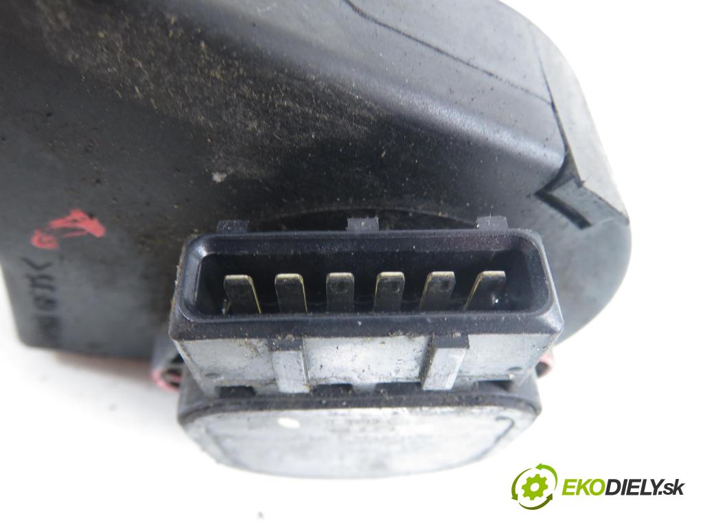 RENAULT MEGANE I (BA0/1_) HB 2000 72,00 1.9 dTi 98 - F9Q 736 1870,00 Potenciometer plynu 7700431916 ; CTS3641 (Potenciometer plynového pedálu)