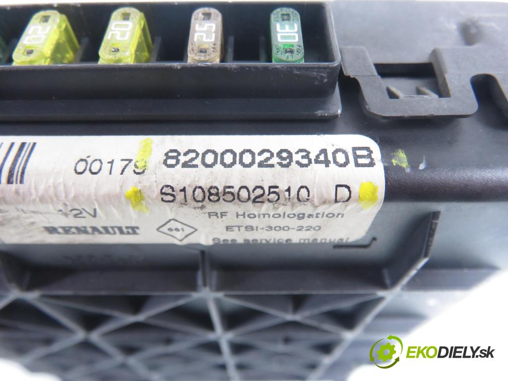 RENAULT MEGANE I (BA0/1_) HB 2000 72,00 1.9 dTi 98 - F9Q 736 1870,00 MODUL BSI 8200029340B ; S108502510D