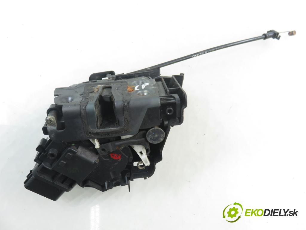 FORD FOCUS II (DA_, HCP) HB 2005 85,00 1.6 Ti - HXDA 1596,00 zámok 3M5AR21813EP