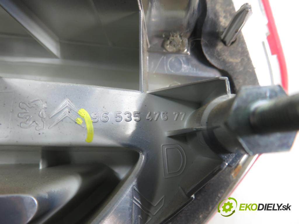 CITROEN C4 Picasso I (UD_) MINIVAN 2008 80,00 1.6 HDi 16V 109 - 9HZ 1560,00 Svetlo pravé zadné kufor 9653547677