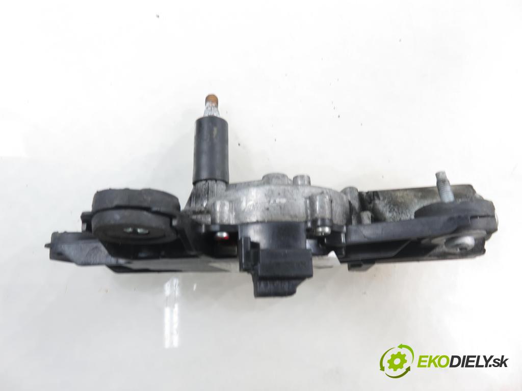 FORD KUGA I SUV 2009 100,00 2.0 TDCi 4x4 - G6DG 1997,00 Motorček stierače zadné 8V4117K441AB ; 0390201854
