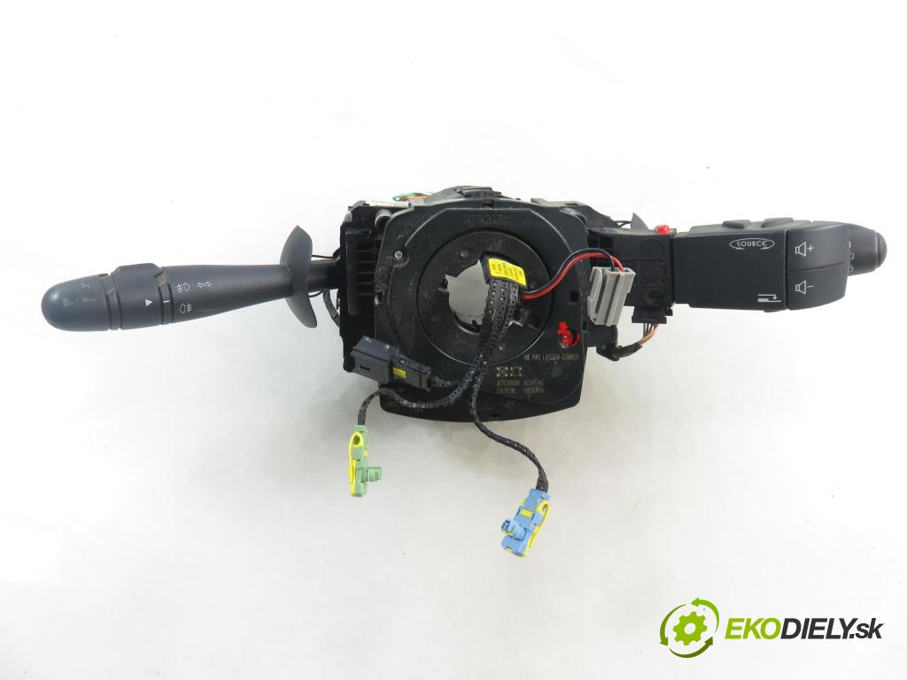 RENAULT LAGUNA II Grandtour (KG0/1_) KOMBI 2006 125,00 2.0 16V - F4R 784 1998,00 / páčka ľavá strana 8200328896 ; 8200328899