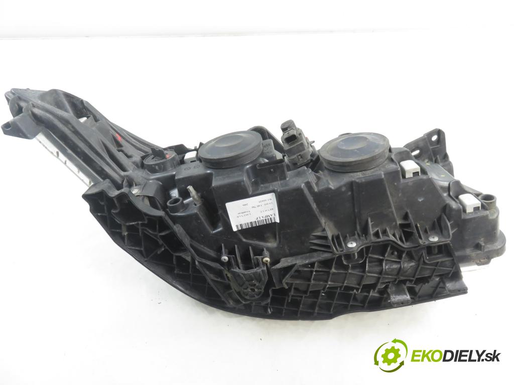 RENAULT LAGUNA II Grandtour (KG0/1_) KOMBI 2006 125,00 2.0 16V - F4R 784 1998,00 Svetlo LP 085511154L