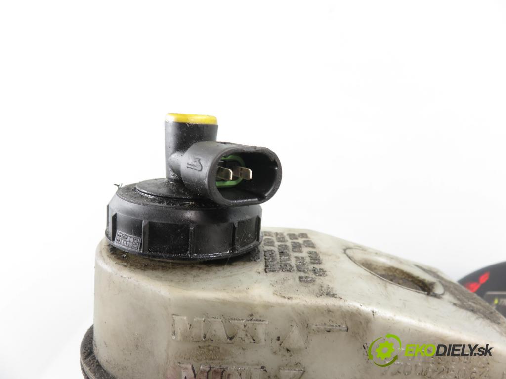 RENAULT MEGANE I (BA0/1_) HB 2000 72,00 1.9 dTi 98 - F9Q 736 1870,00 Posilovač 7700428596 ; 03776251014 (Servočerpadlo)