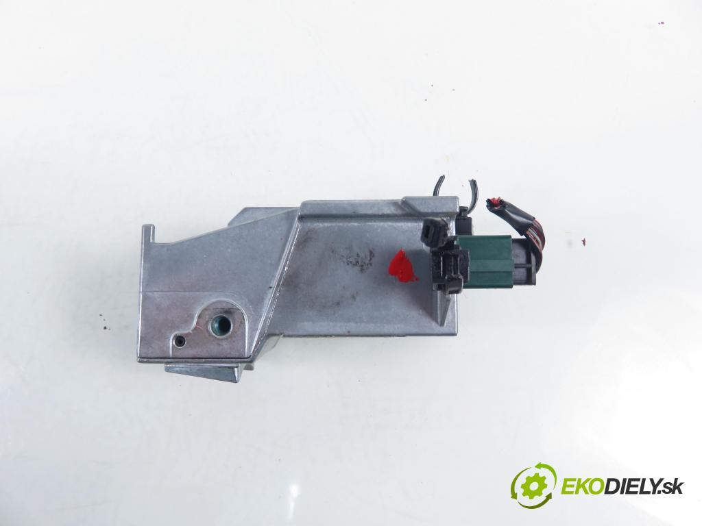 FORD KUGA I SUV 2009 100,00 2.0 TDCi 4x4 - G6DG 1997,00 blokáda tyče volantu 8M513F880GC