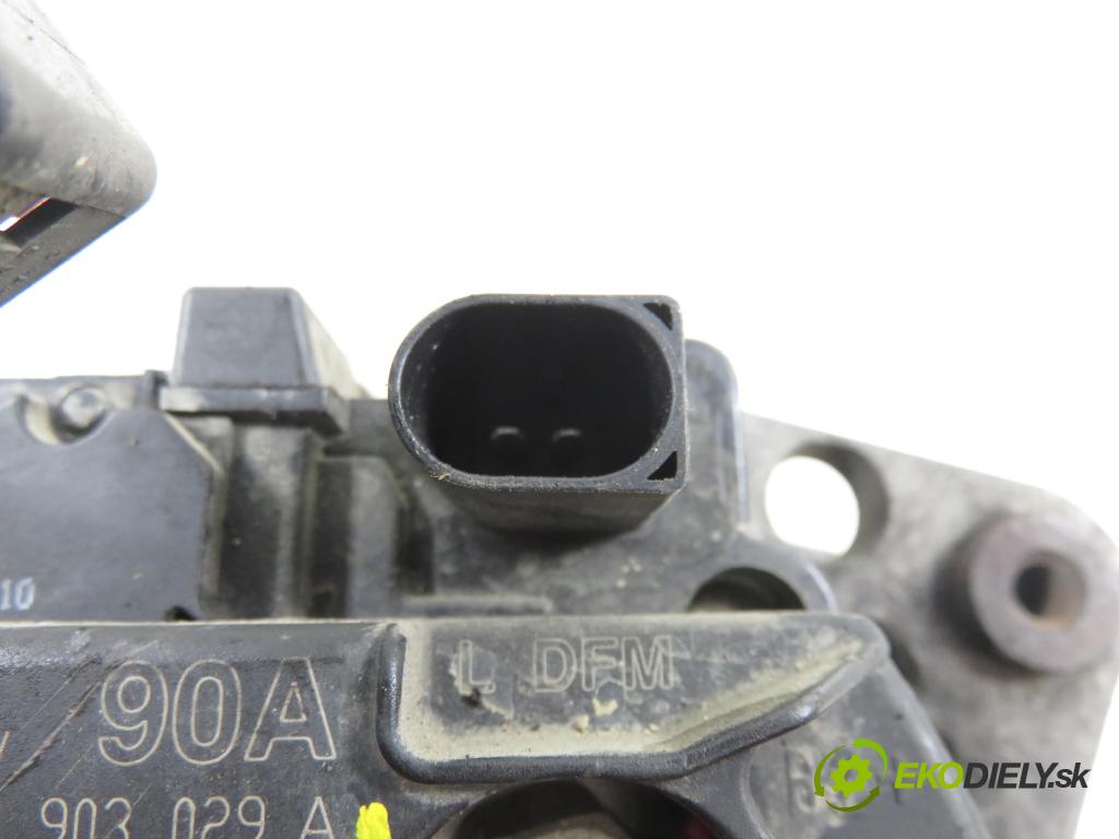 VW BORA (1J2) SEDAN 2001 66,00 1.9 TDI 90 - ALH 1896,00 Alternátor 028903029A ; 0124325018 (Alternátor)