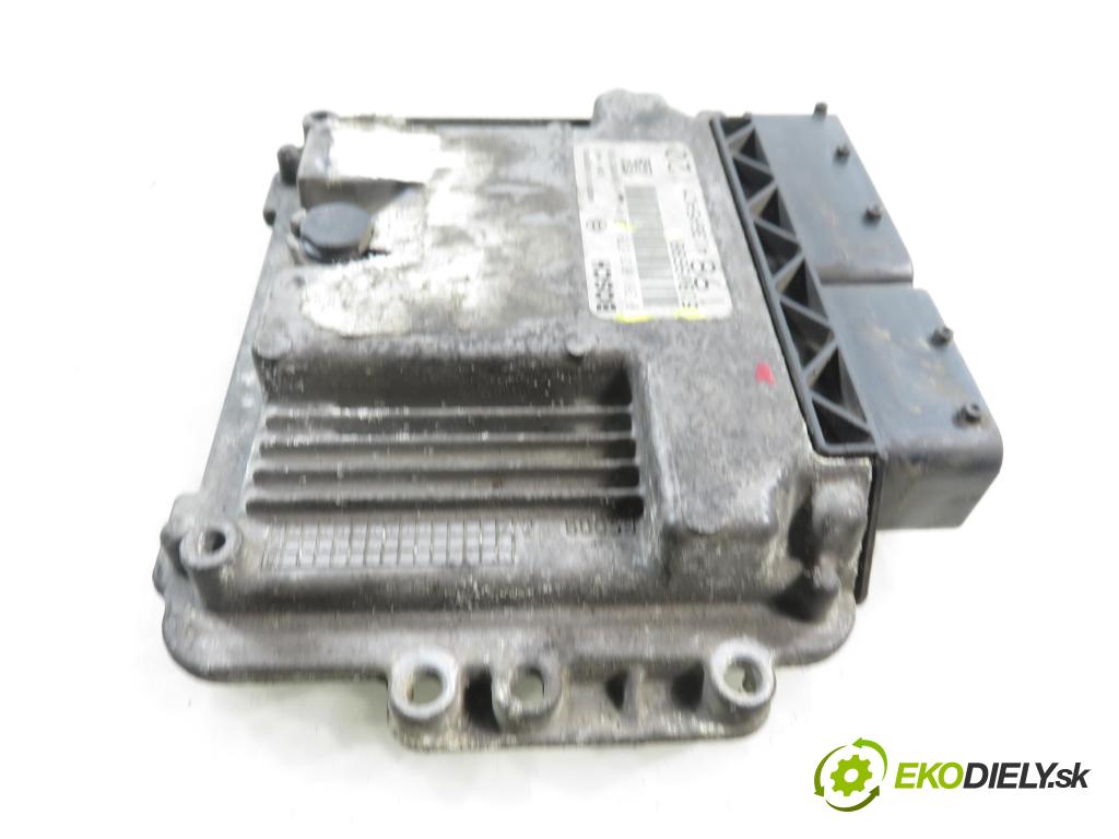 FIAT BRAVO II (198_) HB 2008 88,00 1.9 D Multijet - 192 A8.000 1910,00 Riadiaca jednotka Motor 51809688 ; 0281013579