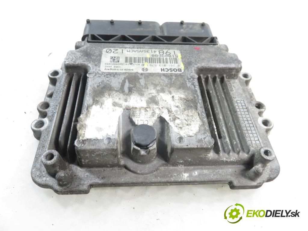 FIAT BRAVO II (198_) HB 2008 88,00 1.9 D Multijet - 192 A8.000 1910,00 Riadiaca jednotka Motor 51809688 ; 0281013579