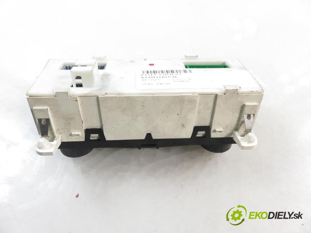 RENAULT LAGUNA II Grandtour (KG0/1_) KOMBI 2006 125,00 2.0 16V - F4R 784 1998,00 Panel kúrenia KLIMATRONIK 8200575240 ; 5241653003