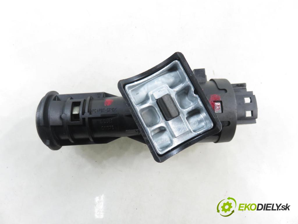 FIAT BRAVO II (198_) HB 2008 88,00 1.9 D Multijet - 192 A8.000 1910,00 spinačka 51793869 (Spínacia skrinka)