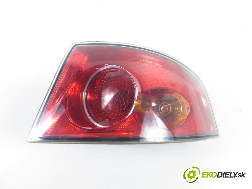 SEAT IBIZA III (6L1) HB 2003 47,00 1.9 SDI - ASY 1896,00 Svetlo pravé zadné 