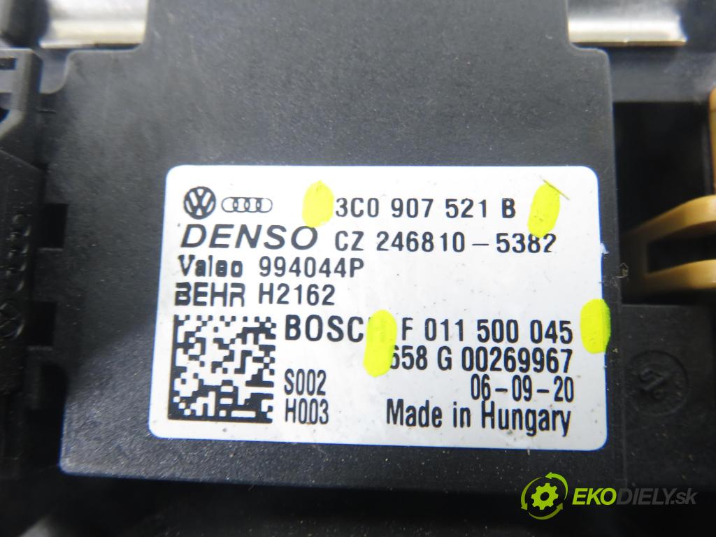 VW PASSAT B6 Variant (3C5) KOMBI 2006 103,00 2.0 TDI PD 8V 140 - BMP 1968,00 Ventilátor vetráku 3C1820015J ; F011500045 ; 3C0907521B