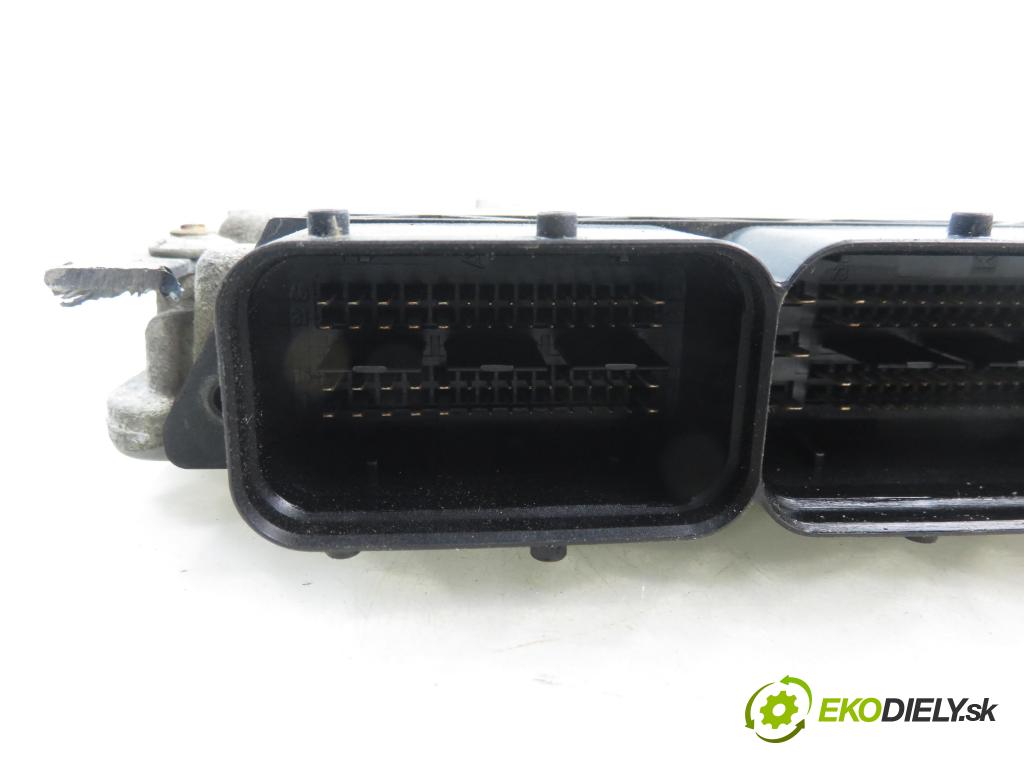 VW PASSAT B6 Variant (3C5) KOMBI 2006 103,00 2.0 TDI PD 8V 140 - BMP 1968,00 Riadiaca jednotka Motor 0281013440 ; 03G906021NK