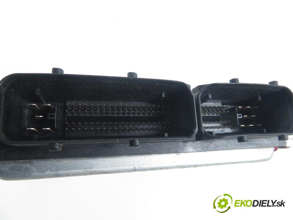 SEAT IBIZA III (6L1) HB 2003 47,00 1.9 SDI - ASY 1896,00 Riadiaca jednotka Motor 038906012EM ; 0281010690