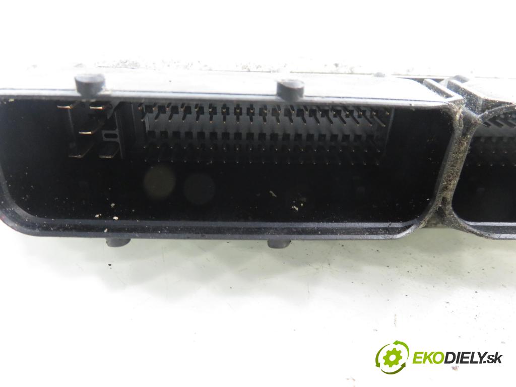 VW GOLF IV (1J1) HB 2002 66,00 1.9 TDI 90 - ALH 1896,00 Riadiaca jednotka Motor 038906012FA ; 0281010650
