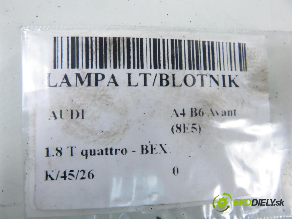 AUDI A4 Avant (8E5, B6) KOMBI 2004 140,00 1.8 T quattro - BEX 1781,00 Svetlo ľavé zadné 8E9945095