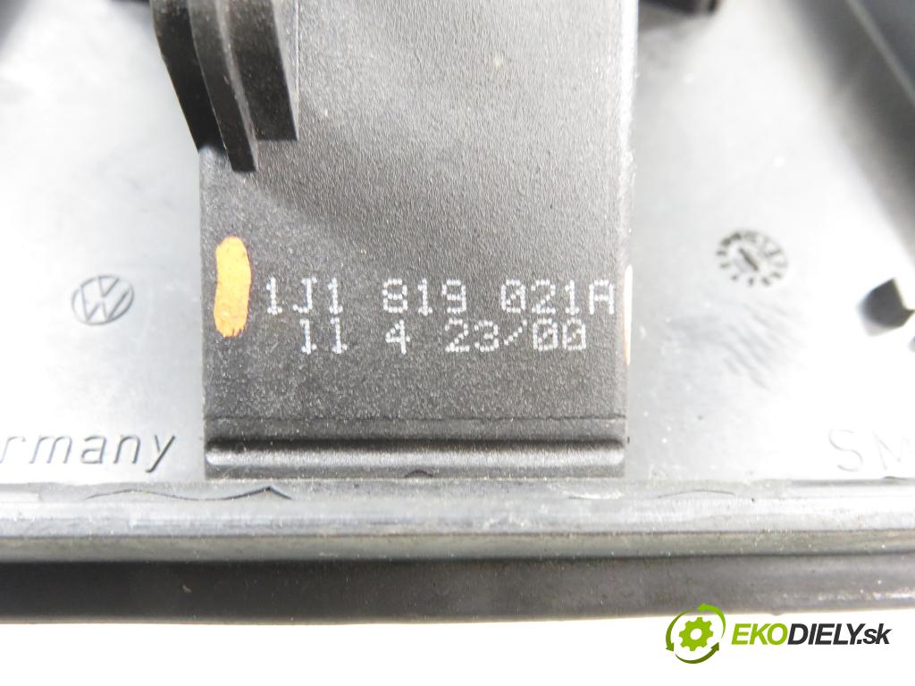 SKODA OCTAVIA I (1U2) LIFTBACK 2000 81,00 1.9 TDI - AHF 1896,00 Ventilátor vetráku 1J1819021A