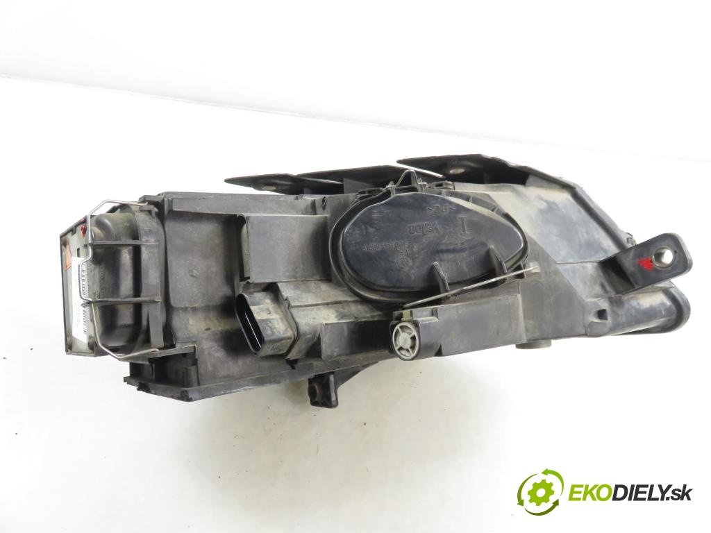 VW PASSAT B6 Variant (3C5) KOMBI 2006 103,00 2.0 TDI PD 8V 140 - BMP 1968,00 Svetlo LP 3C0941753G