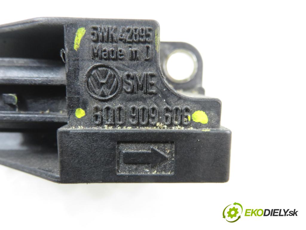 SEAT ALHAMBRA (7V8, 7V9) MINIVAN 2002 85,00 1.9 TDI PD 115 - AUY 1896,00 Snímač nárazu 5WK42895 ; 6Q0909606 (Snímač nárazu)