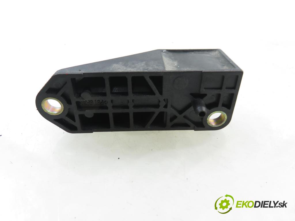 SEAT ALHAMBRA (7V8, 7V9) MINIVAN 2002 85,00 1.9 TDI PD 115 - AUY 1896,00 Snímač nárazu 5WK42895 ; 6Q0909606 (Snímač nárazu)