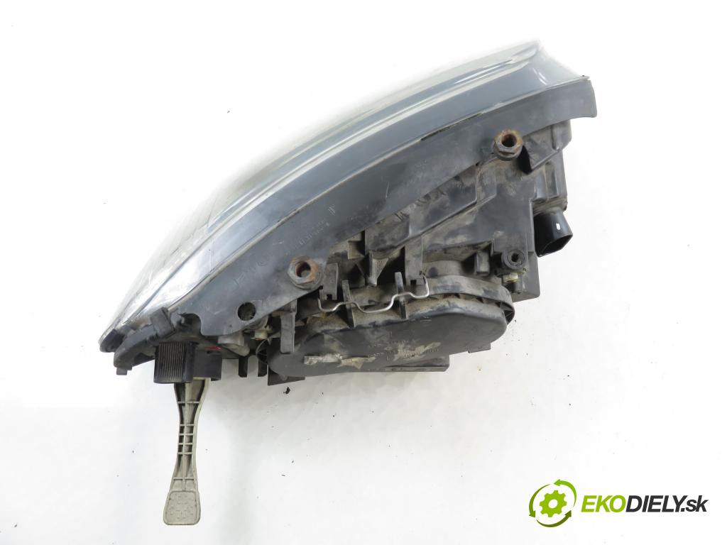 SEAT ALHAMBRA (7V8, 7V9) MINIVAN 2002 85,00 1.9 TDI PD 115 - AUY 1896,00 Svetlo LP 7M7941015K