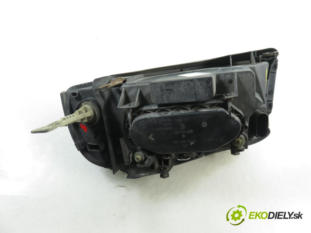 SEAT ALHAMBRA (7V8, 7V9) MINIVAN 2002 85,00 1.9 TDI PD 115 - AUY 1896,00 Svetlo PP 7M7941016K