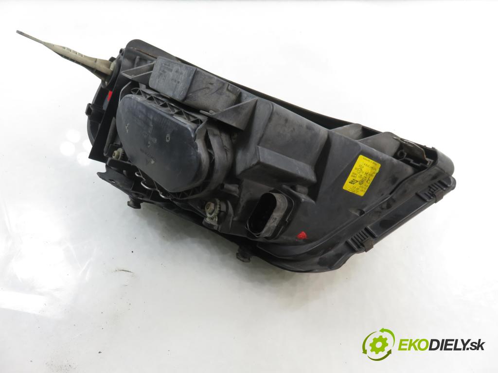SEAT ALHAMBRA (7V8, 7V9) MINIVAN 2002 85,00 1.9 TDI PD 115 - AUY 1896,00 Svetlo PP 7M7941016K