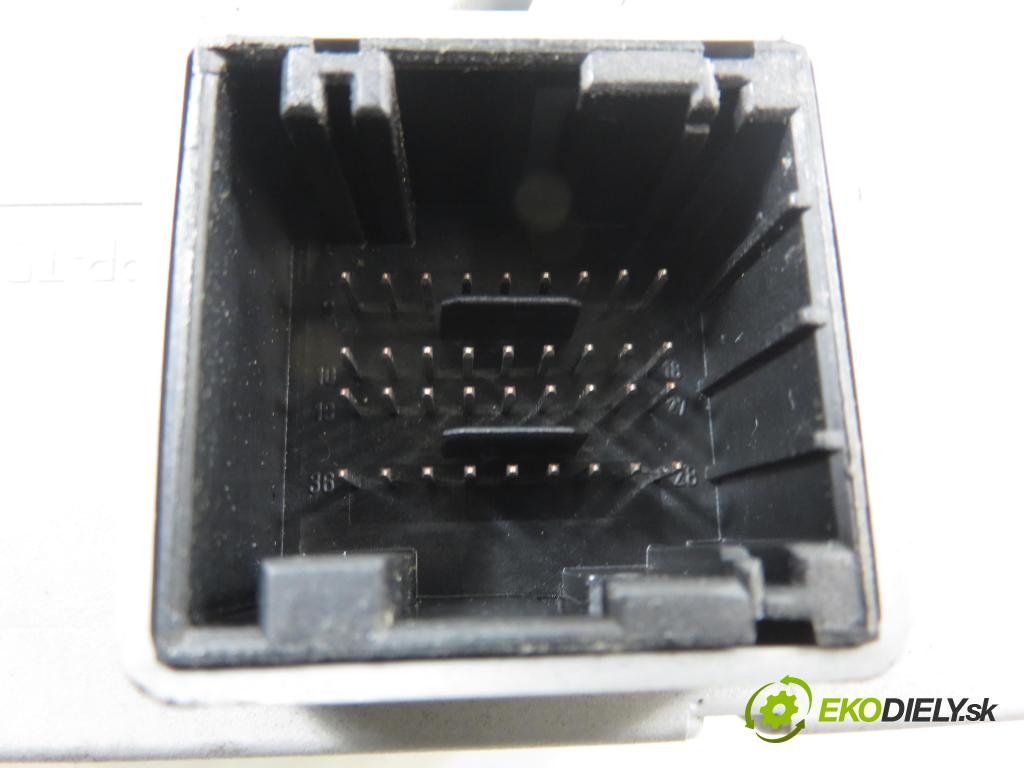 FIAT BRAVO II (198_) HB 2007 66,00 1.4 - 192 B2.000 1368,00 MODUL BSI 51786512 ; 503440170103