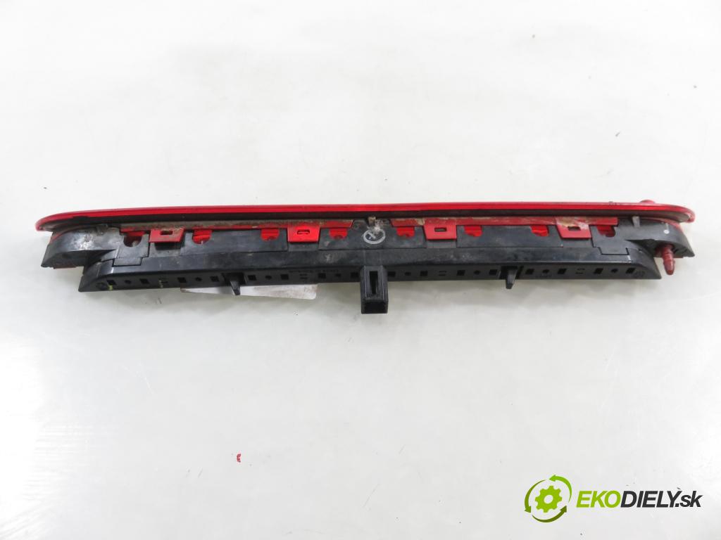 FIAT BRAVO II (198_) HB 2007 66,00 1.4 - 192 B2.000 1368,00 svetlo bŕzd 51776056