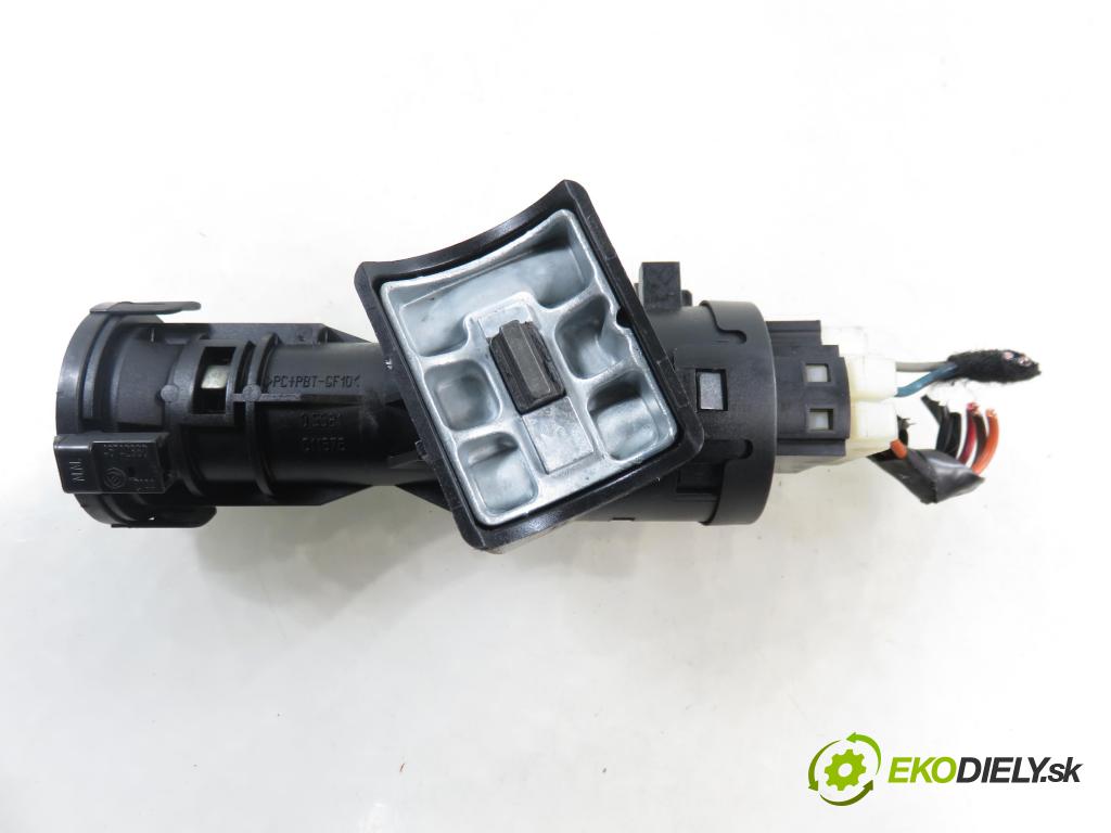 FIAT BRAVO II (198_) HB 2007 66,00 1.4 - 192 B2.000 1368,00 spinačka 51793869 (Spínacia skrinka)