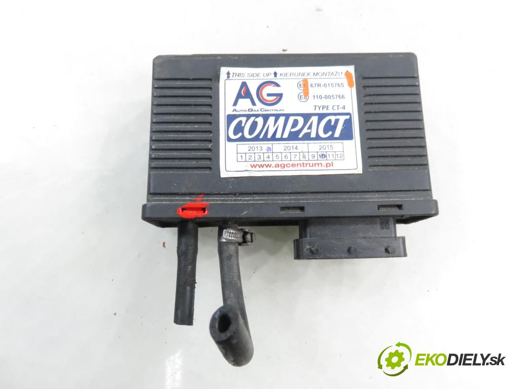 RENAULT CLIO II (BB_, CB_) HB 2000 55,00 1.4 (B/CB0C) - E7J 634 1390,00 Riadiaca jednotka LPG 67R015765