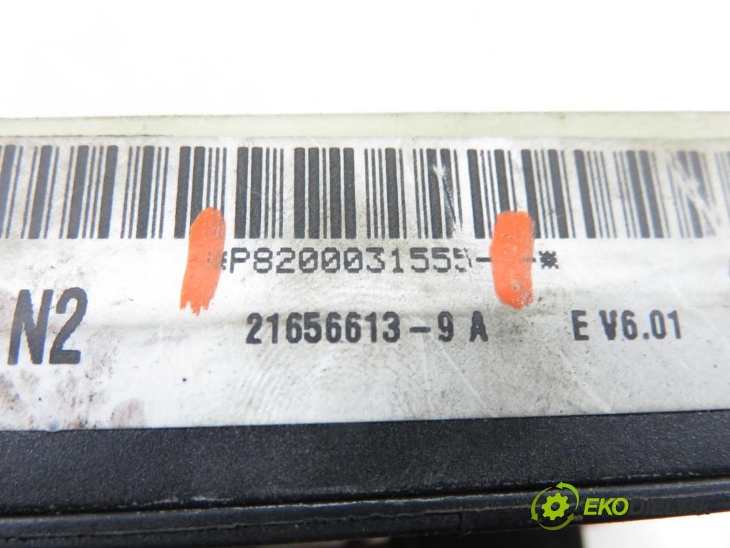 RENAULT CLIO II (BB_, CB_) HB 2000 55,00 1.4 (B/CB0C) - E7J 634 1390,00 MODUL BSM P8200031555