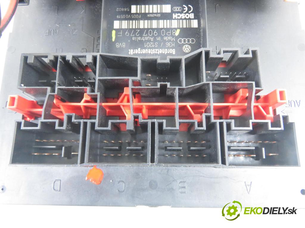 AUDI A3 (8P1) HB 2006 75,00 1.6 - BSE 1595,00 MODUL komfortu 8P0907279F