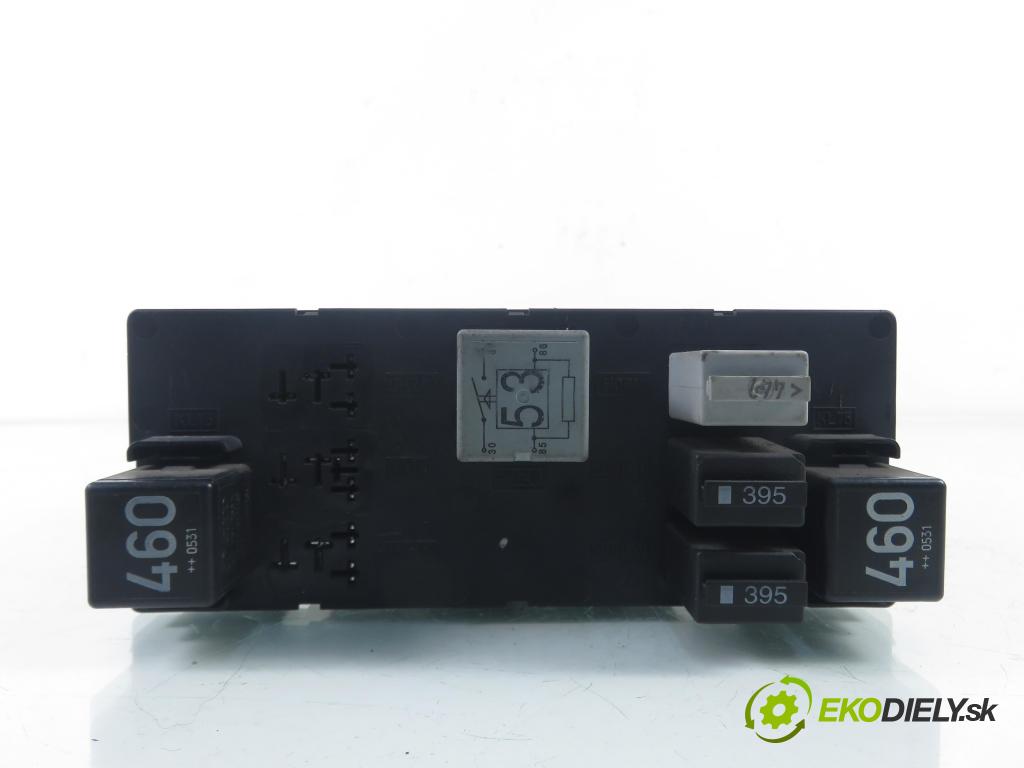 AUDI A3 (8P1) HB 2006 75,00 1.6 - BSE 1595,00 MODUL komfortu 8P0907279F