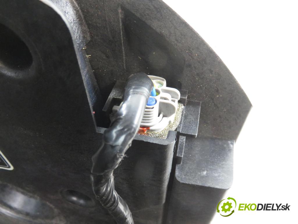 MAZDA 6 Station Wagon (GY) KOMBI 2006 122,00 2.3 - L3C1 2261,00 subwoofer GJ5A66960 (Audio zariadenie)