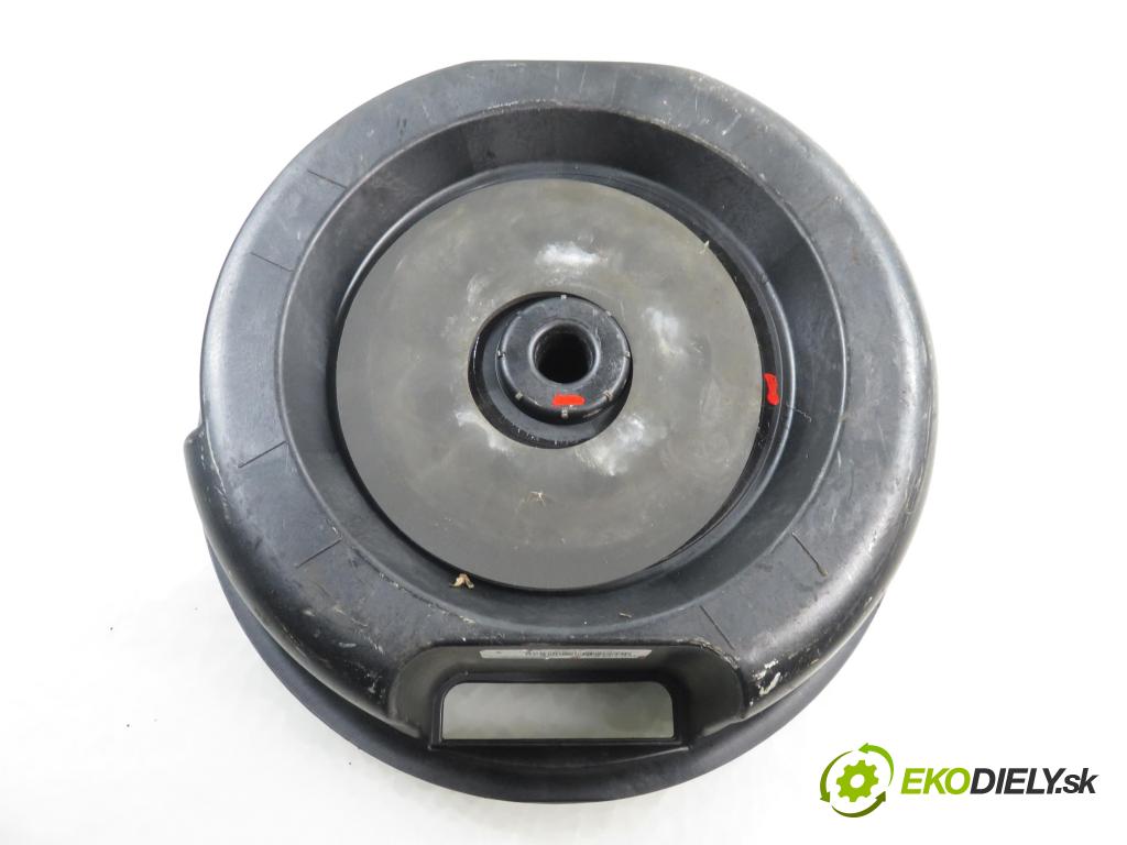 MAZDA 6 Station Wagon (GY) KOMBI 2006 122,00 2.3 - L3C1 2261,00 subwoofer GJ5A66960 (Audio zariadenie)