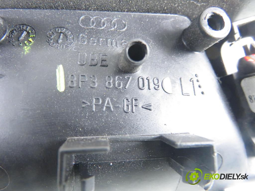 AUDI A3 (8P1) HB 2006 75,00 1.6 - BSE 1595,00 Kľučka LPW 8P3867019