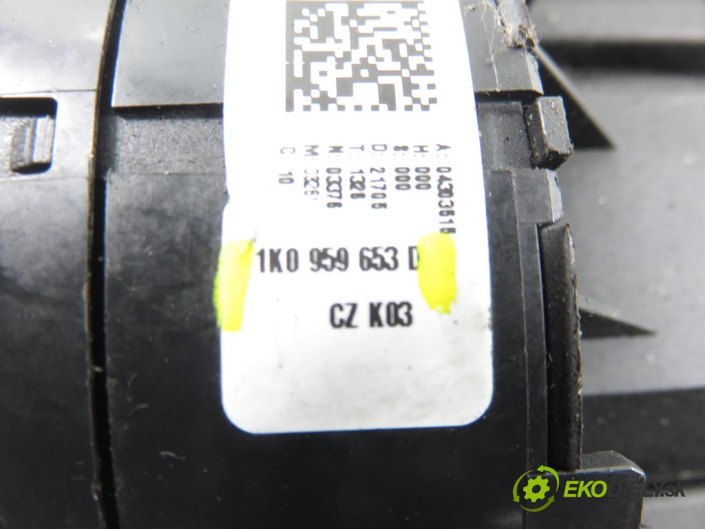 AUDI A3 (8P1) HB 2006 75,00 1.6 - BSE 1595,00 páčka/prepínač 8P0907137BC ; 1K0953549AF ; 1K0959653D