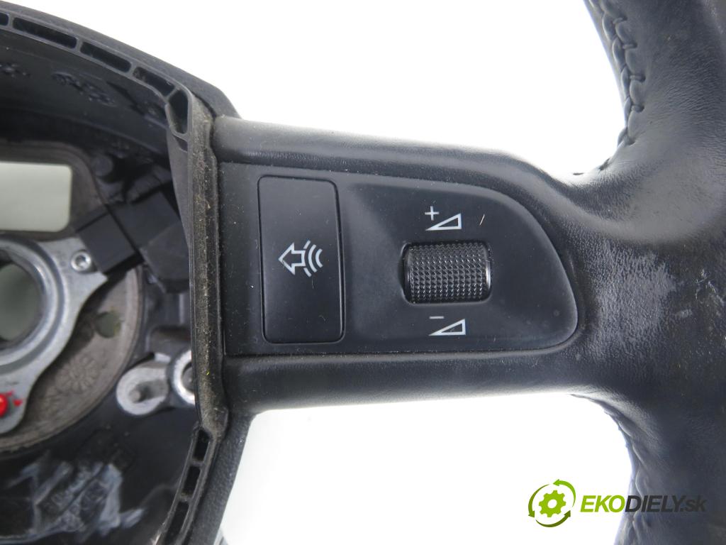 AUDI A3 (8P1) HB 2006 75,00 1.6 - BSE 1595,00 Volant 8P04196894PK (Volant)