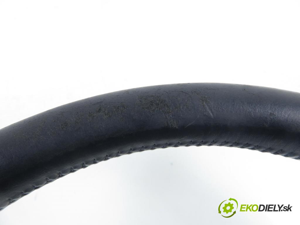 AUDI A3 (8P1) HB 2006 75,00 1.6 - BSE 1595,00 Volant 8P04196894PK (Volant)