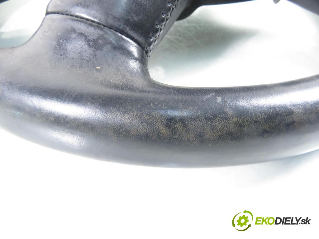 AUDI A3 (8P1) HB 2006 75,00 1.6 - BSE 1595,00 Volant 8P04196894PK (Volant)