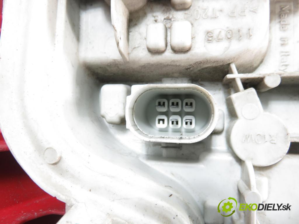 AUDI A3 (8P1) HB 2006 75,00 1.6 - BSE 1595,00 Svetlo ľavé zadné 8P0945095A