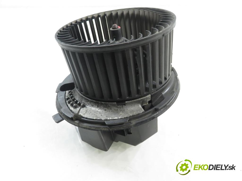 AUDI A3 (8P1) HB 2006 75,00 1.6 - BSE 1595,00 Ventilátor vetráku 1K1820015C
